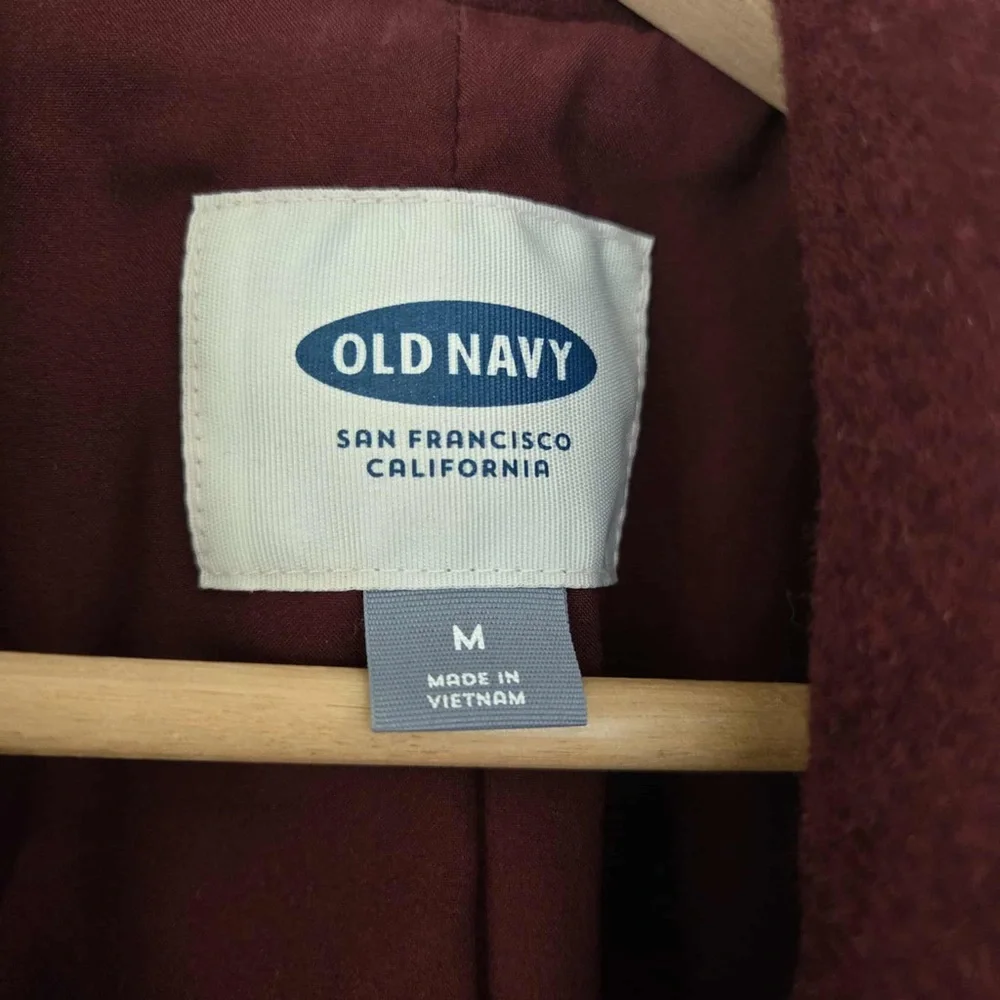 Old Navy Burgundy Peacoat size medium‎ EUC